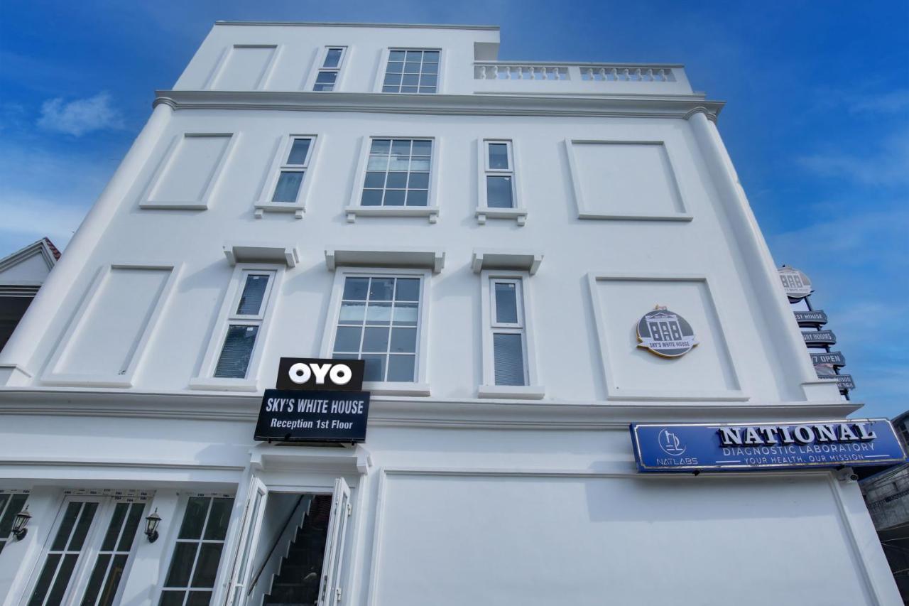 Hotel O Sky White House ลูดิฮานา ภายนอก รูปภาพ